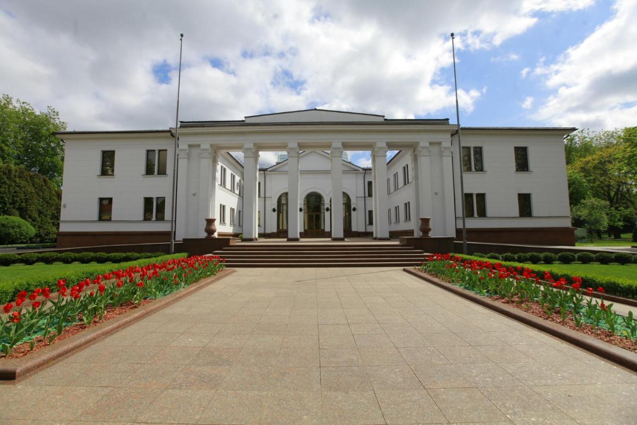 Vip Apartments Dipservice Hall Minsk Buitenkant foto