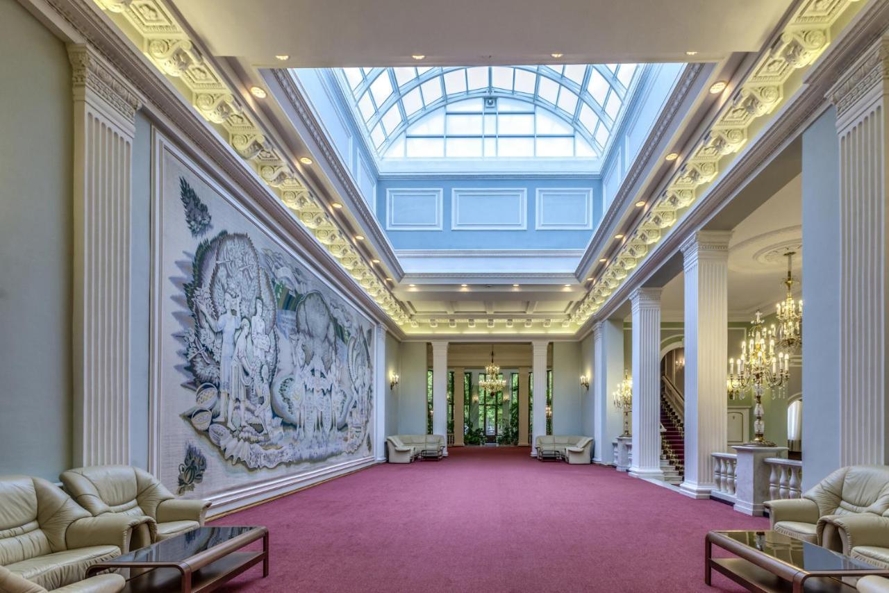 Vip Apartments Dipservice Hall Minsk Buitenkant foto