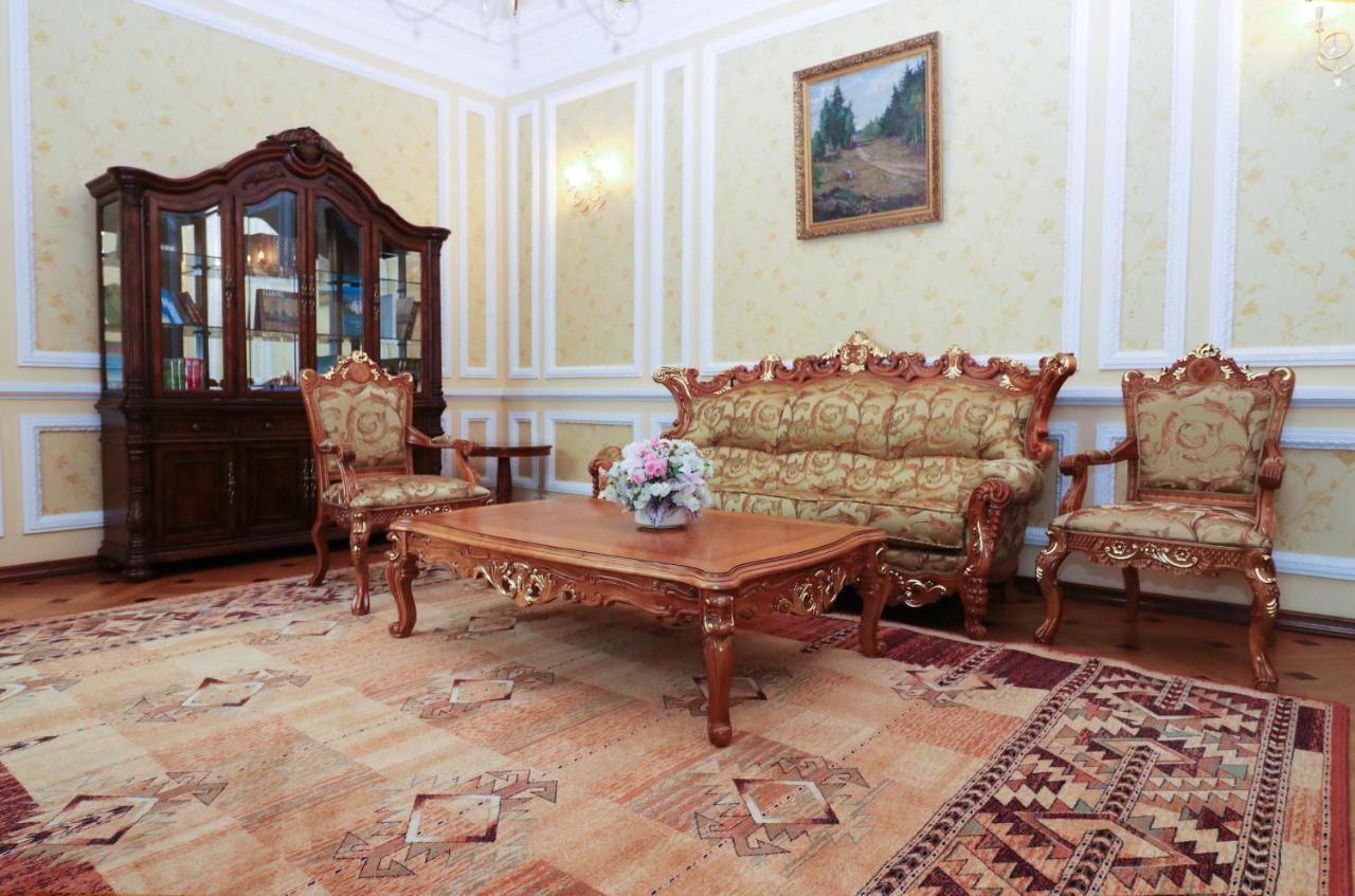 Vip Apartments Dipservice Hall Minsk Buitenkant foto