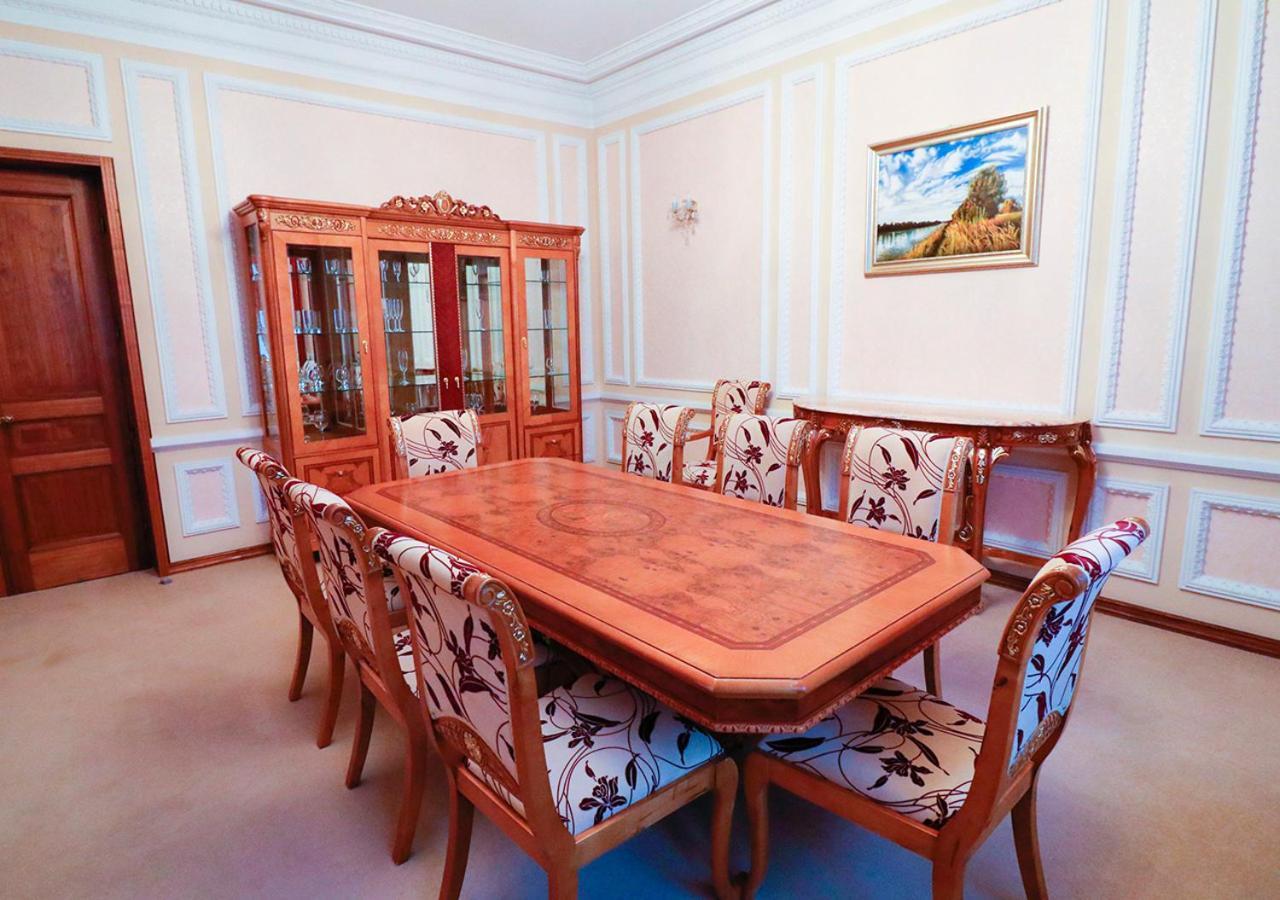 Vip Apartments Dipservice Hall Minsk Buitenkant foto