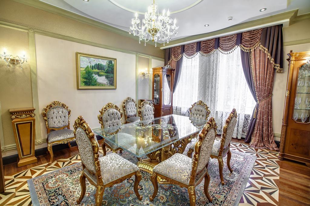 Vip Apartments Dipservice Hall Minsk Buitenkant foto